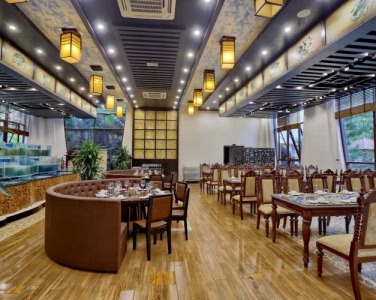 Bàn Ghế Nhà Hàng Chân Sắt: Mua Đúng - Đẹp - Bền Lâu