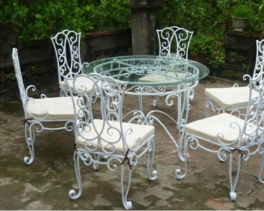 Top 50+ Mẫu Bàn Ghế Sắt Đẹp & Bền Bỉ Xu Hướng