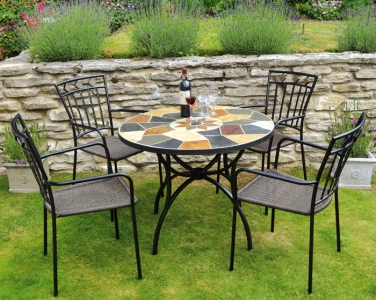 Xu hướng sử dụng bàn ghế sắt quán cafe: Tối ưu chi phí đầu tư và công năng sử dụng