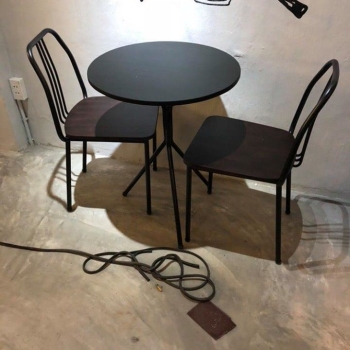 BỘ BÀN TRÒN + GHẾ 3 DÂY