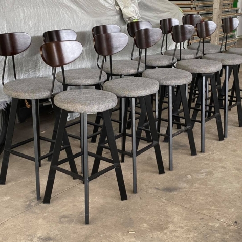 Chia sẻ một số kinh nghiệm hũu ích khi chọn mua bàn ghế cafe bằng sắt 
