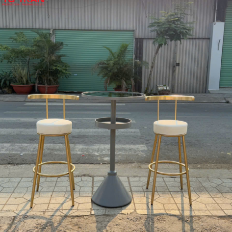 Kinh Nghiệm Lựa Chọn Bàn Ghế Cafe Cho Người Mới Mở Quán