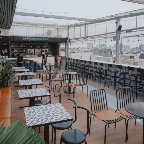 Lựa chọn bàn ghế cafe sân vườn như thế nào?