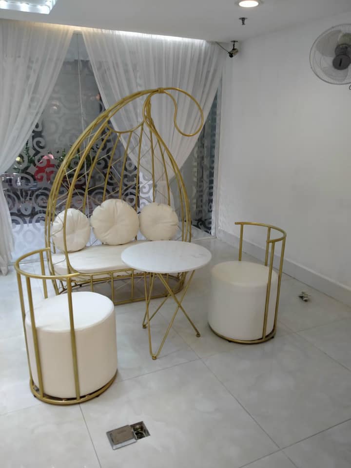 Bàn ghế decor ấn tượng