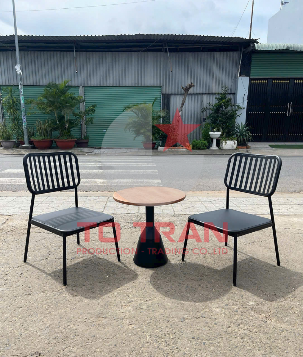 mua-ban-ghe-sat-quan-cafe-tai-quan-12