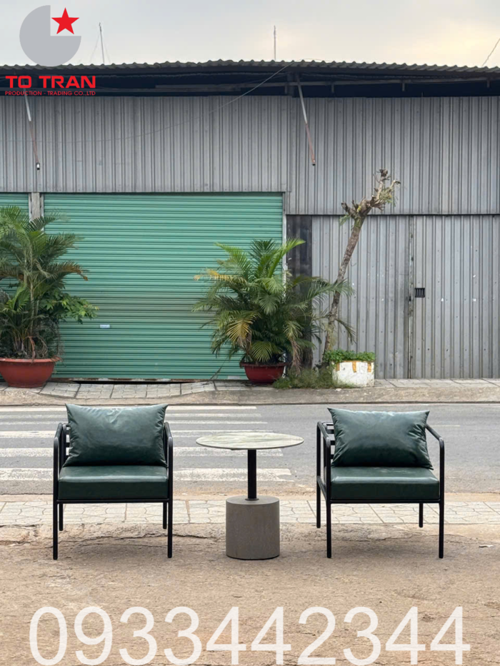 noi-cung-cap-ban-ghe-sat-quan-cafe