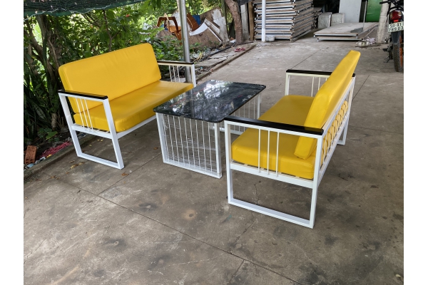 sản xuất các loại bàn ghế sắt