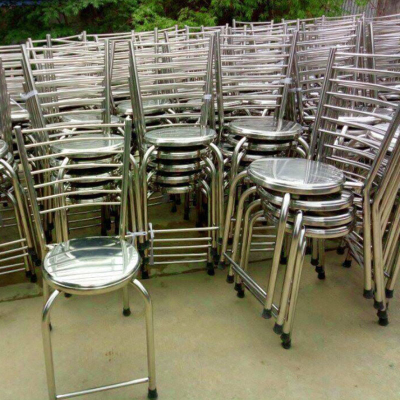 Bí Quyết Mua Bộ Bàn Ghế Inox Giá Rẻ Mà Vẫn Đảm Bảo Chất Lượng